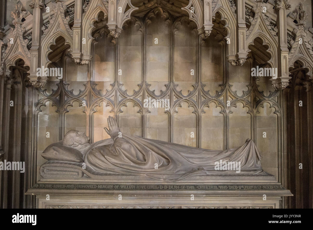 Stein Grab von William Rowe Lyall in der Kathedrale von Canterbury Stockfoto
