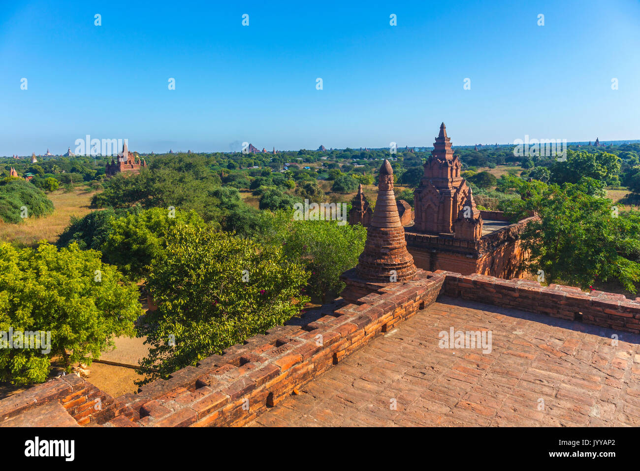 Bagan Buddha Turm am Tag, Sehenswürdigkeit in Myanmar / Birma Stockfoto