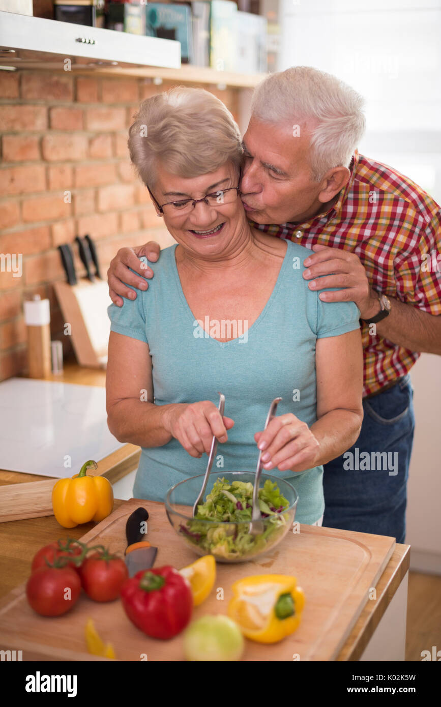 Nach langer Zeit sind Sie noch in der Liebe Stockfoto