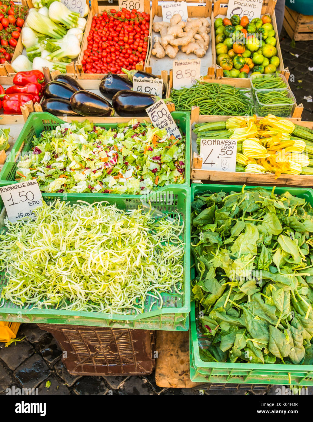 Gemüse auf der Campo dei Fiori Markt Stockfoto