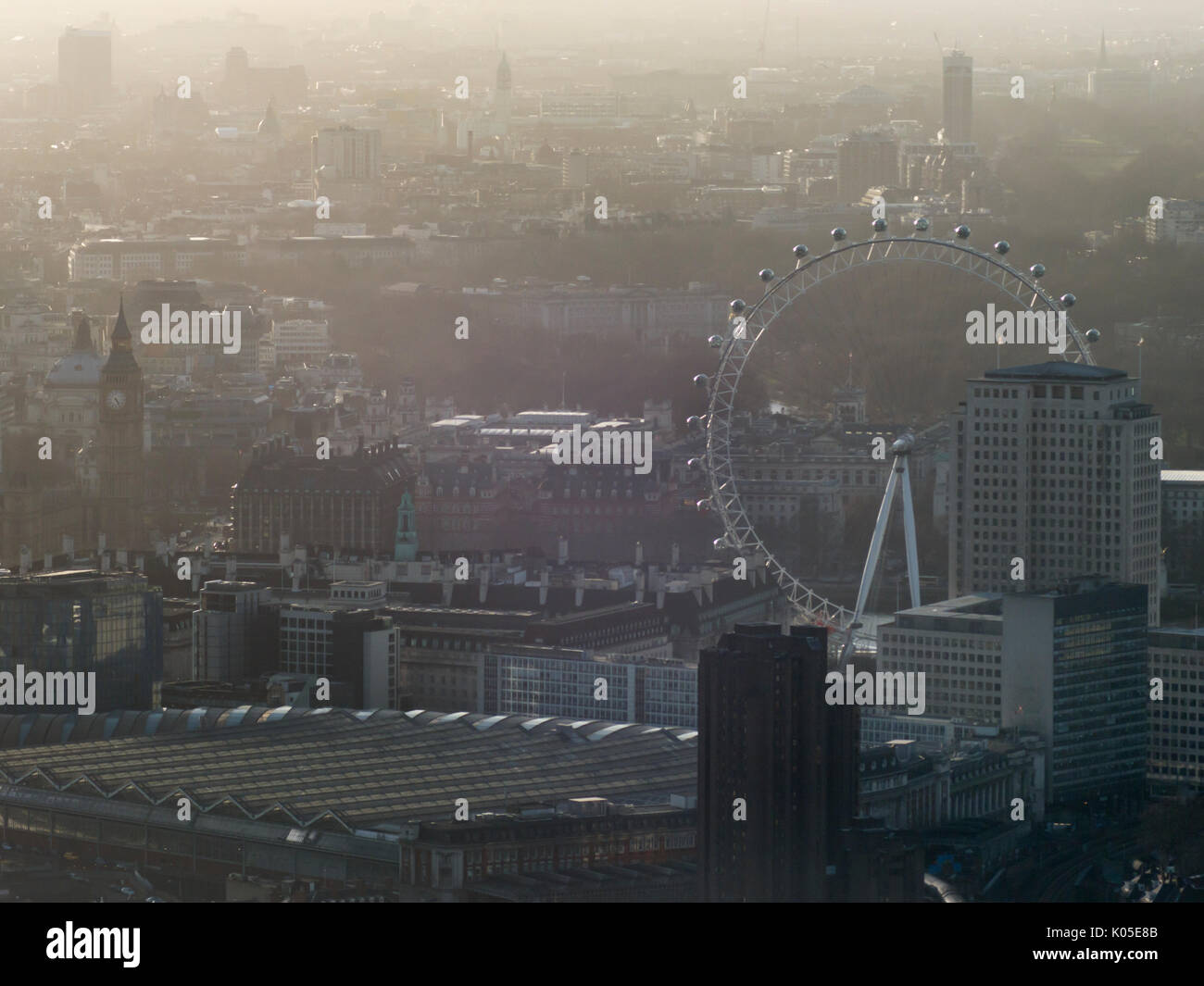 Europa, UK, England, London, London Eye von oben Stockfoto