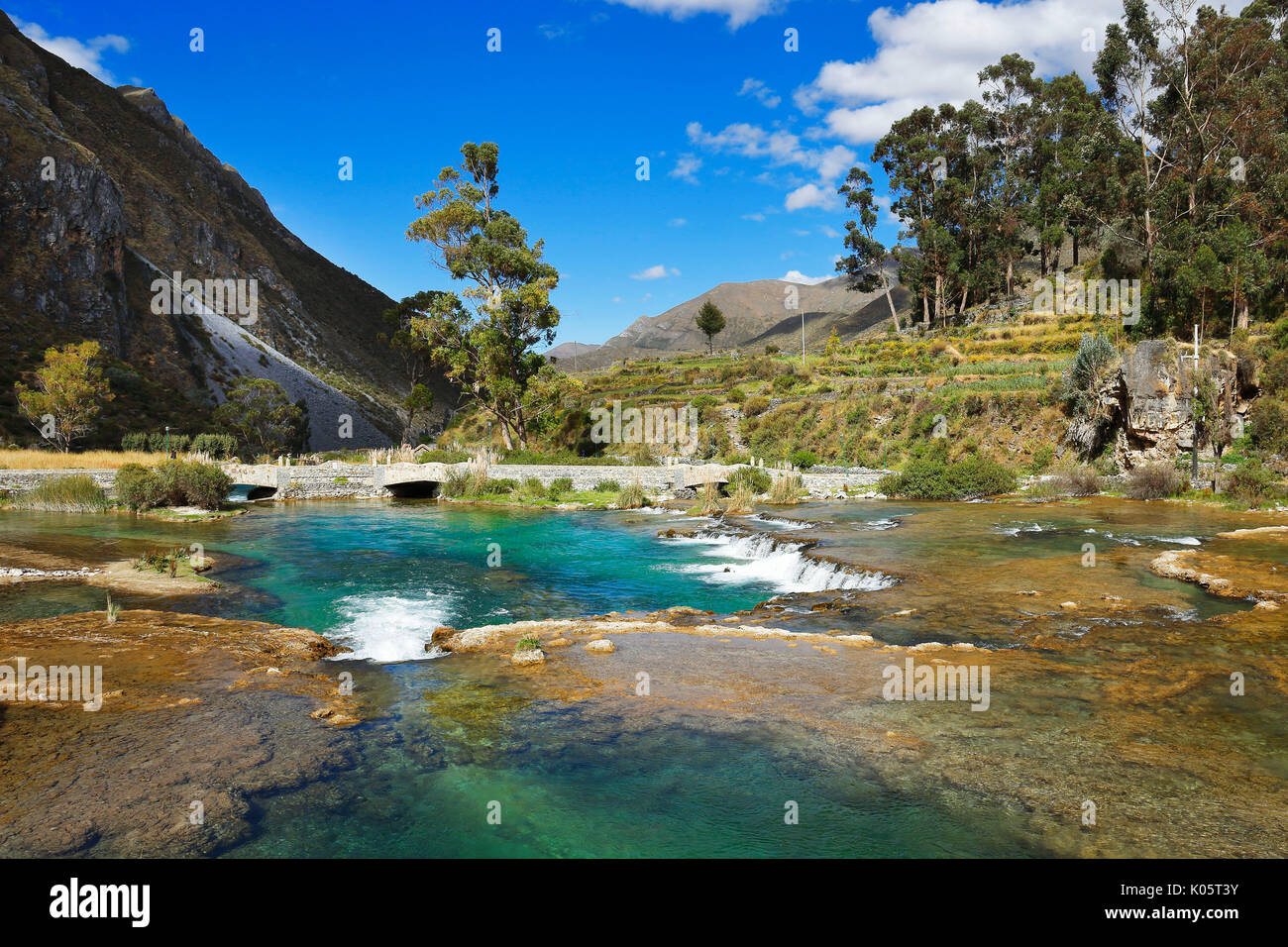 Fluss in huancaya Stockfoto