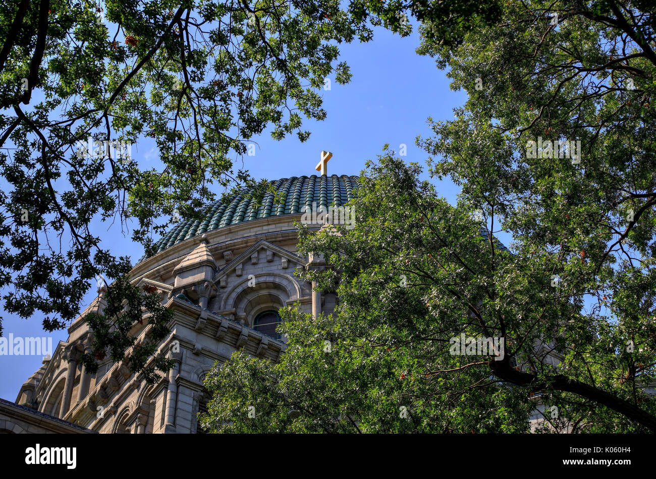 St. Louis, Missouri, USA - 18. August 2017: Der Dom der Basilika von Saint Louis auf Lindell Boulevard in St. Louis, Missouri. Stockfoto