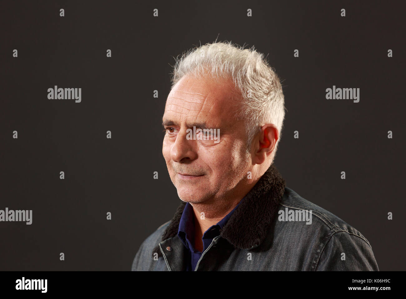 Edinburgh, Schottland 22. August. Tag 11 Edinburgh International Book Festival. Im Bild: Hanif Kureishi, der britische Dramatiker, Drehbuchautor, Filmemacher und Schriftsteller der Pakistanischen und englischer Abstammung. Credit: Pako Mera/Alamy leben Nachrichten Stockfoto