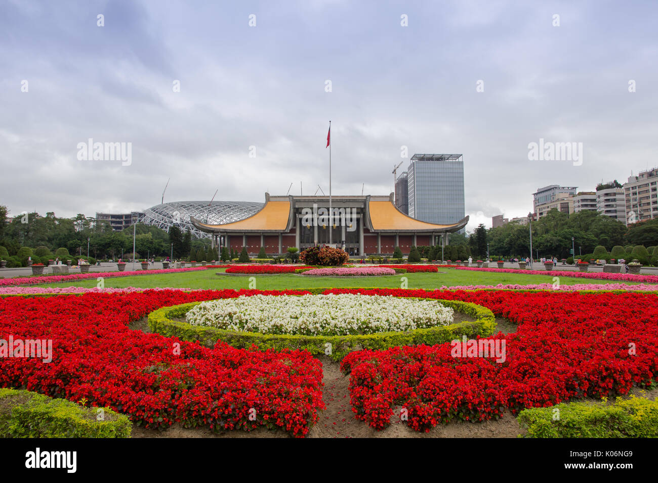 Taipei, Taiwan - 21. März 2015: Garten vor Sun Yat-sen Memorial Hall Stockfoto
