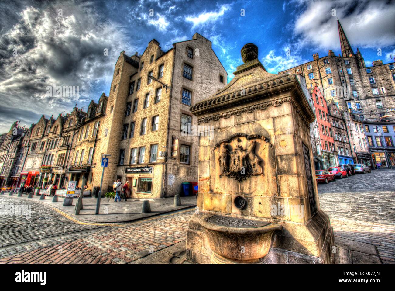 City of Edinburgh, Schottland. Malerische Nahaufnahme des historischen West Bogen Well am Fuße des westlichen Bug. Stockfoto