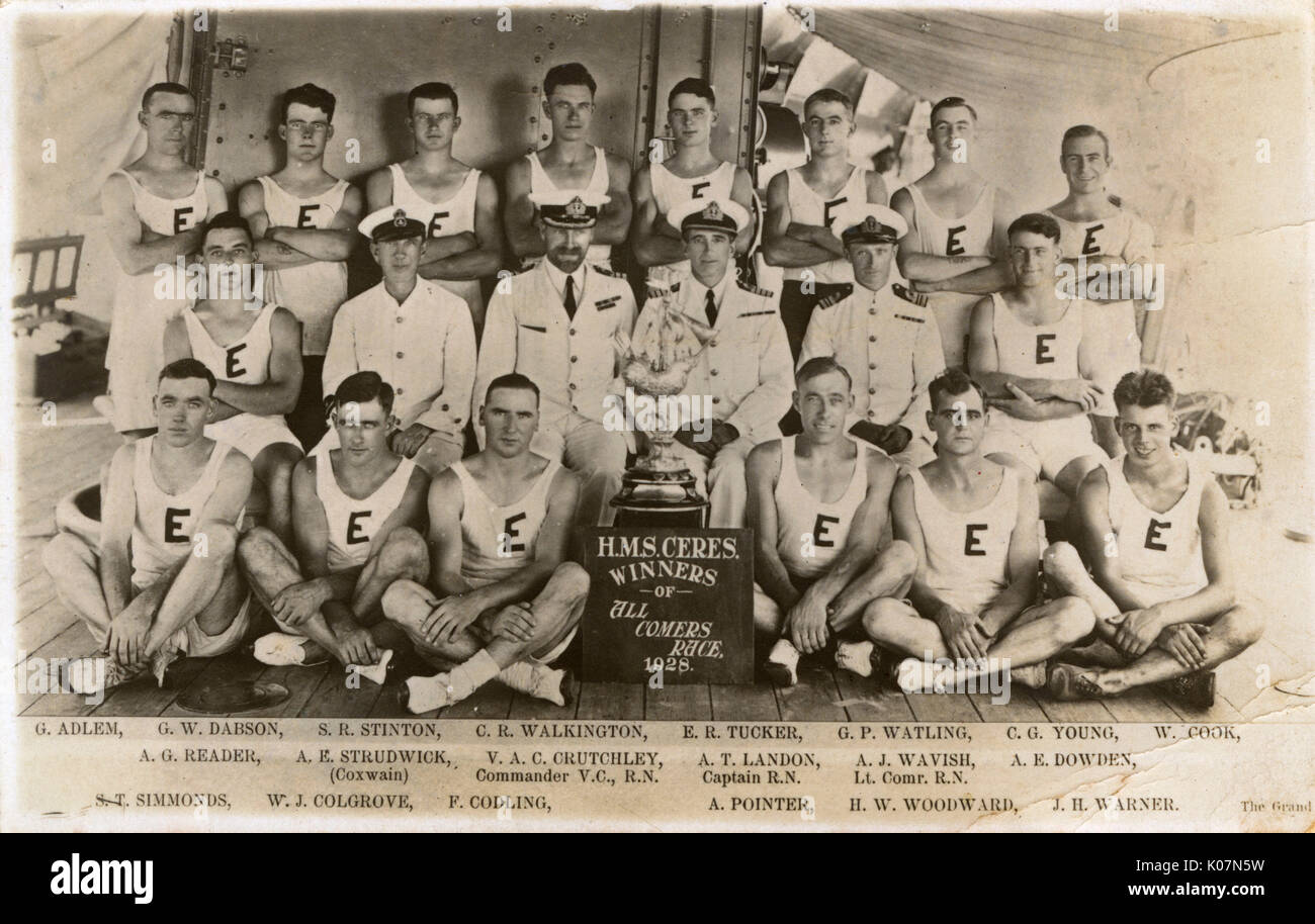Team von Leichtkreuzer HMS Ceres - Fleet Ruder Competition Stockfoto