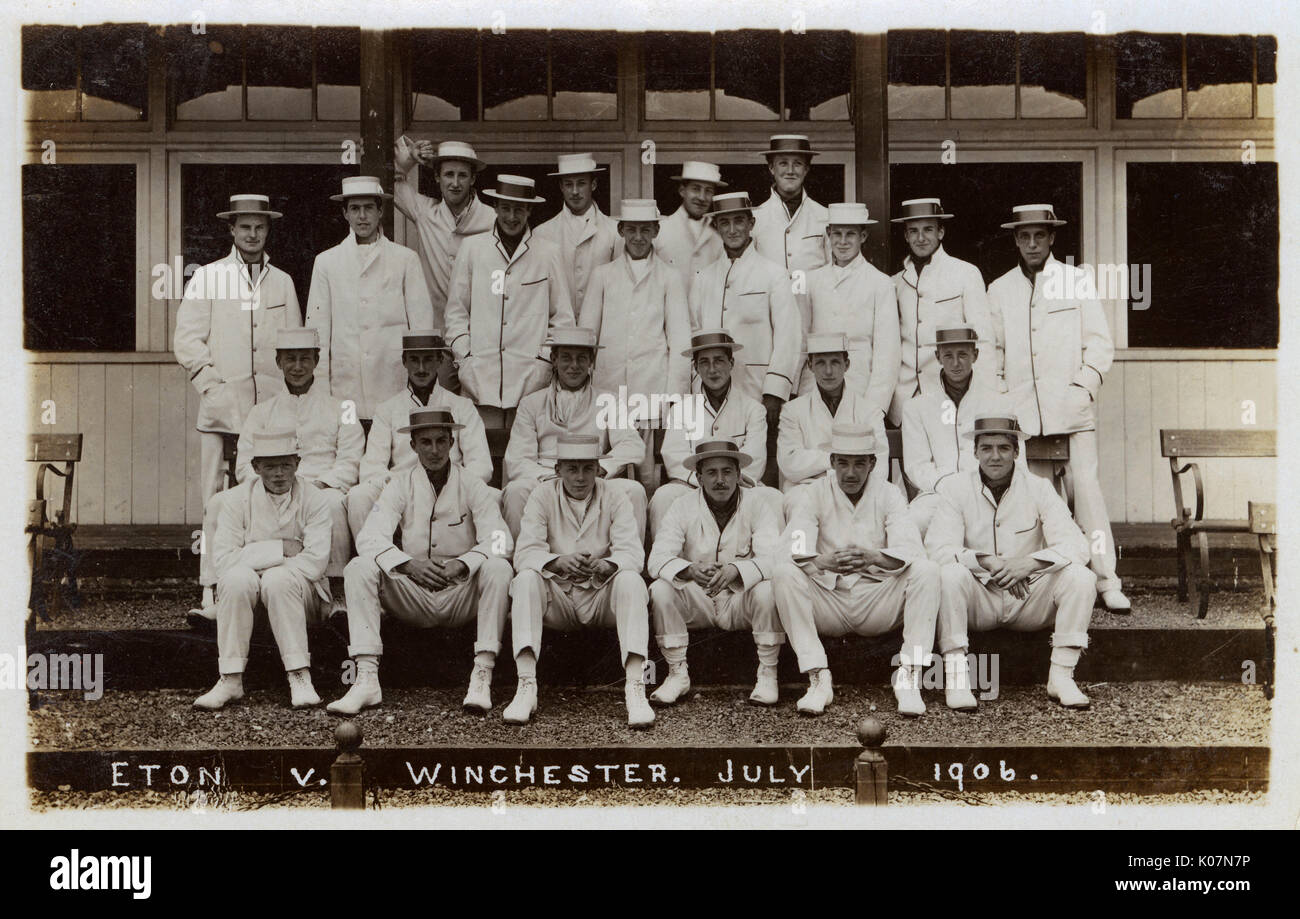 Eton und Winchester Cricket Teams - Juli 1906 Stockfoto