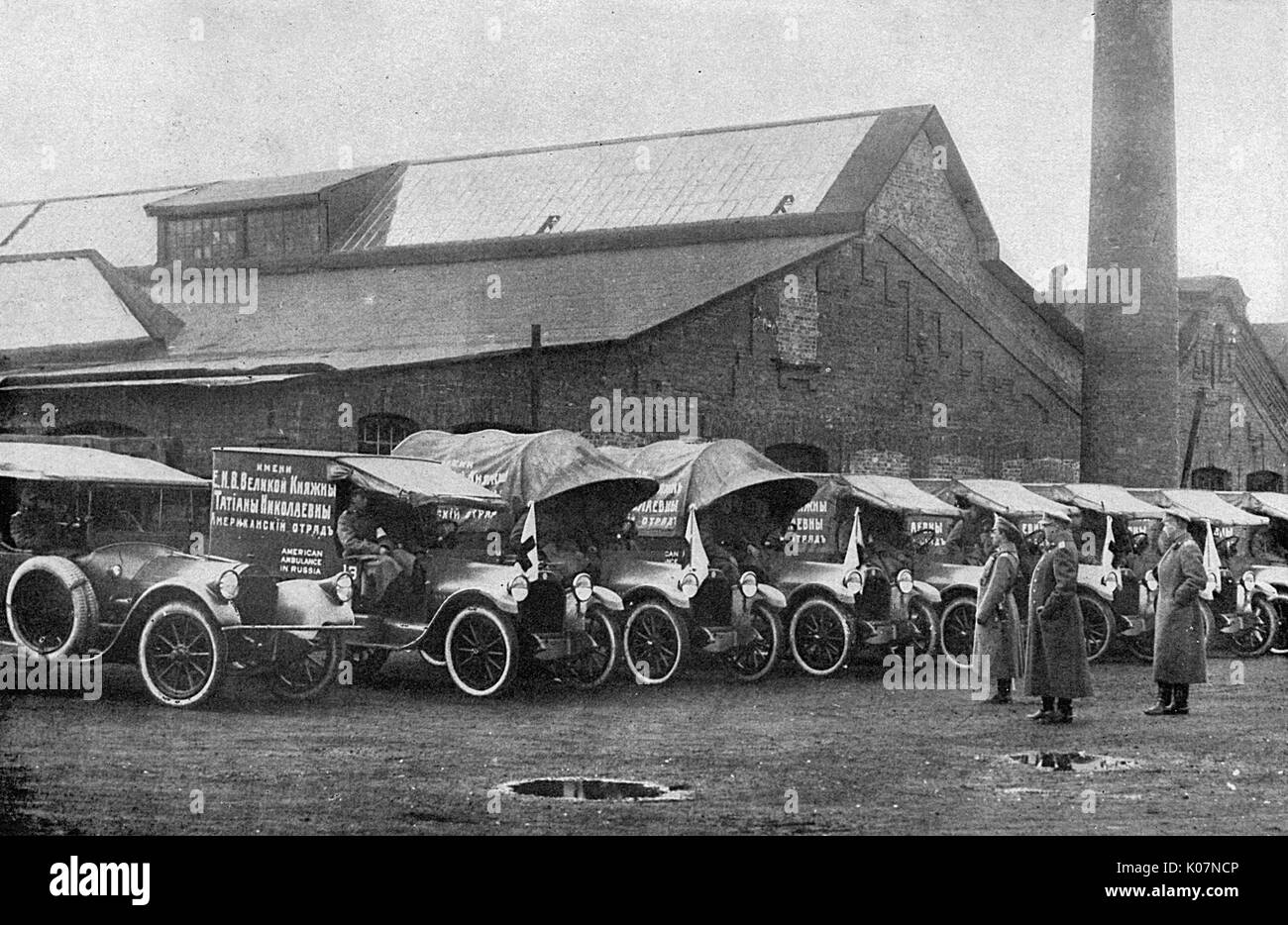 Wagen-Krankenwagen an der Ostfront, Russland, WW1 Stockfoto