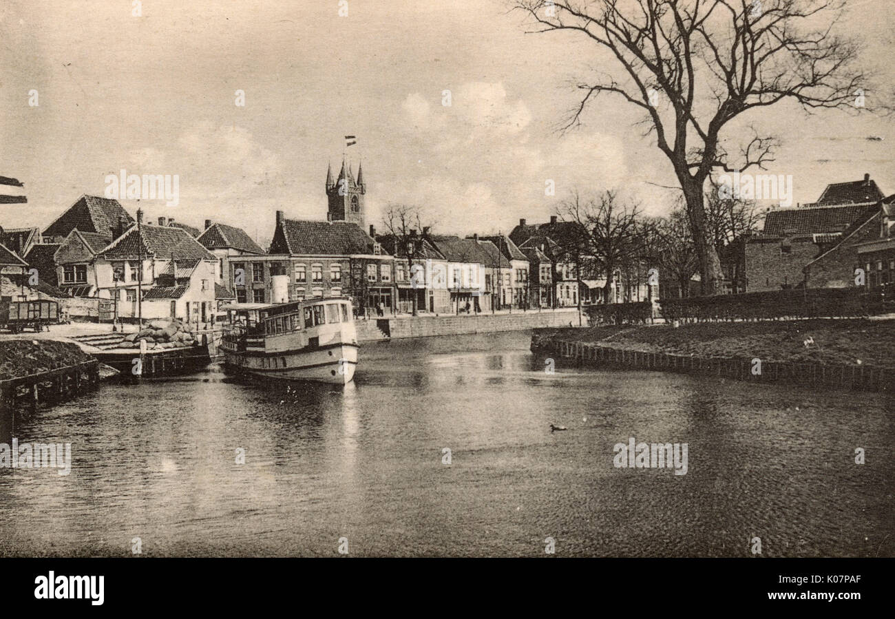 Blick auf den Hafen, Sluis, Niederlande. Datum: ca. 1920 Stockfoto