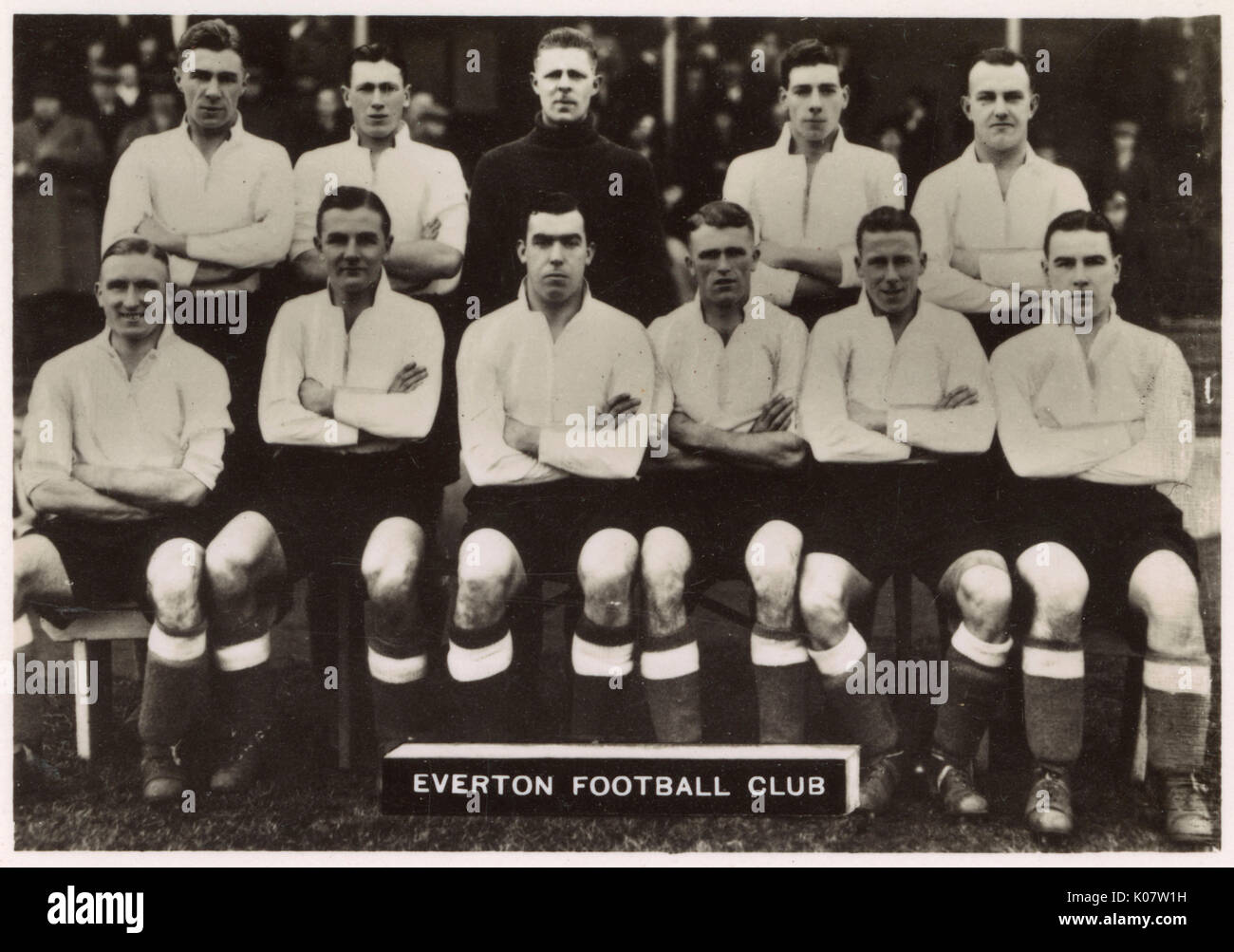 FC Everton Football Team 1936. Hintere Reihe: Britton, Mercer, Sagar, Jones, Weiß. Vordere Reihe: Geldard, Bentham, Dean (Kapitän), Cunliffe, Leyfield, Kochen. Datum: 1936 Stockfoto