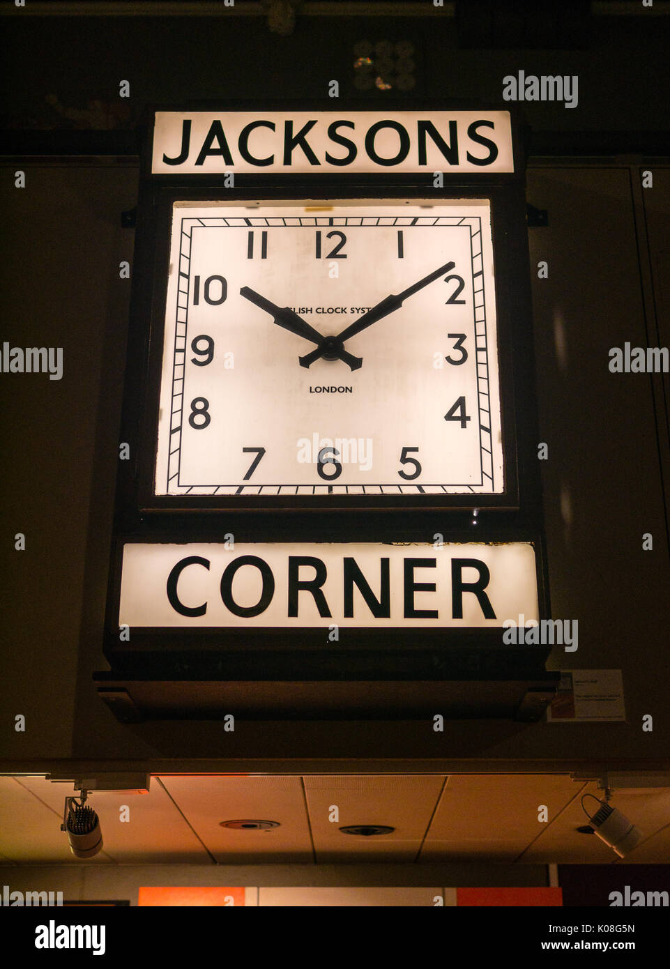 Jacksons Corner Clock, Reading Museum, Reading Town Hall, England, Großbritannien, GB Stockfoto