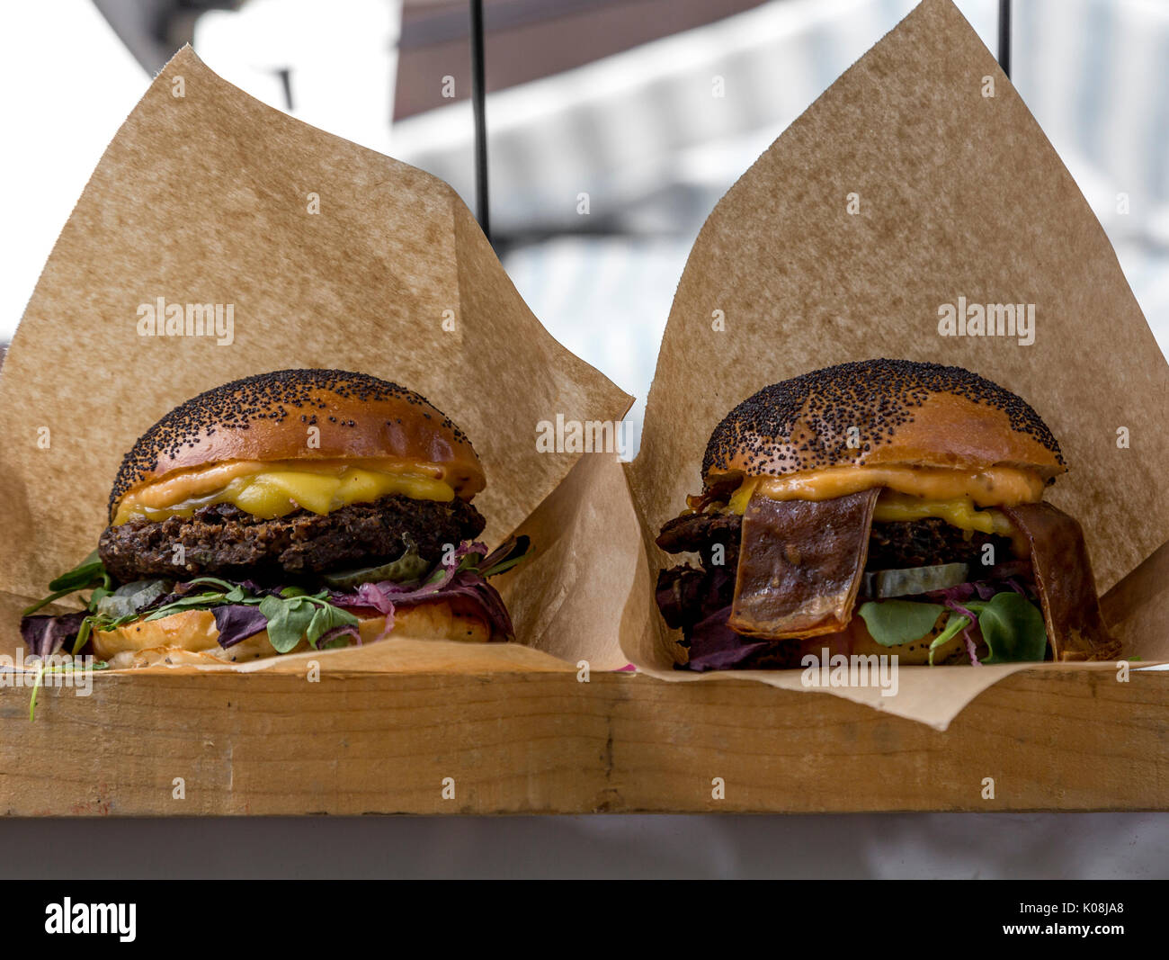 London, Großbritannien, 19. August 2017: Burger Vegan bei veg Festival in Hackney, London bietet vegane Spezialitäten. Stockfoto