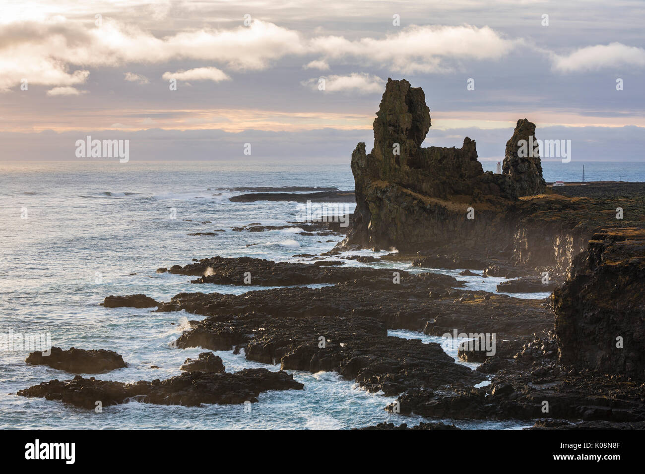 Bird Rock, Londrangar Snaefellsjoekull, Nationalpark, Western Island, Europa Stockfoto