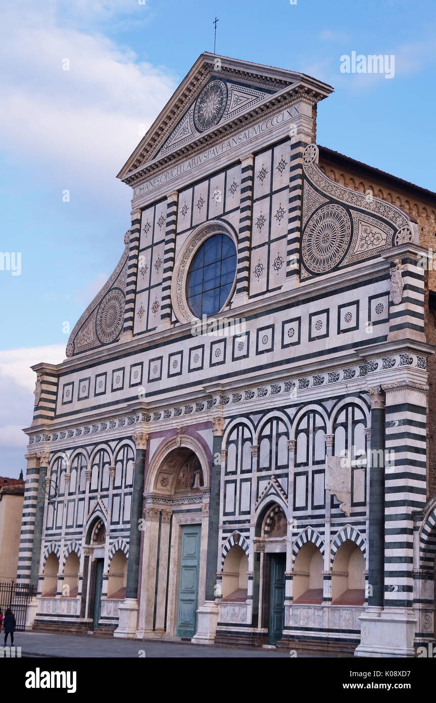 Fassade der Kirche Santa Maria Novella in Florenz, Italien Stockfoto