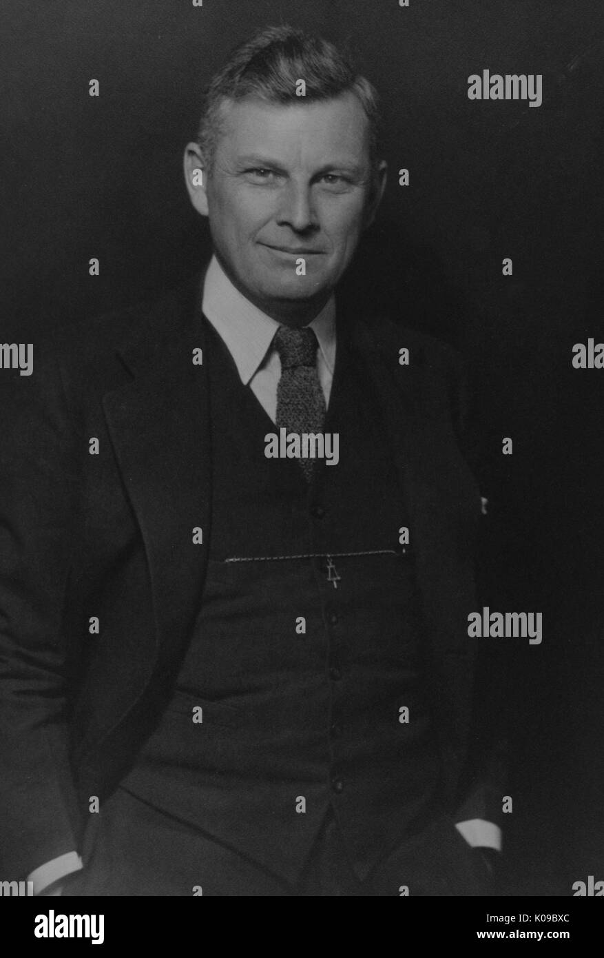 Headshot von J Trueman Thompson, einer der ersten 4-jährigen Studenten an der Johns Hopkins Universität GWC Whiting School of Engineering, er graduierte 1917 und wurde Professor für Bauingenieurwesen an der Schule, 1917. Stockfoto