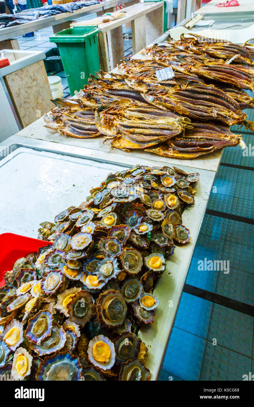 Kletten. Fisch abgewürgt. Stockfoto