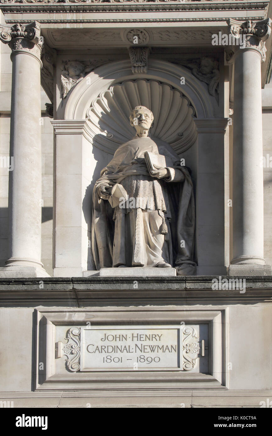 Kardinal Newman Statue im Oratorium katholische Kirche South Kensington London Stockfoto