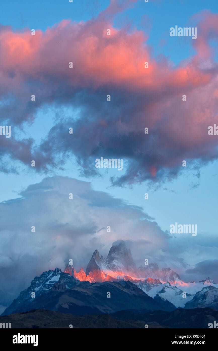 Südamerika, Argentinien, Patagonien, Mount Fitz Roy im Nationalpark Los Glaciares Stockfoto