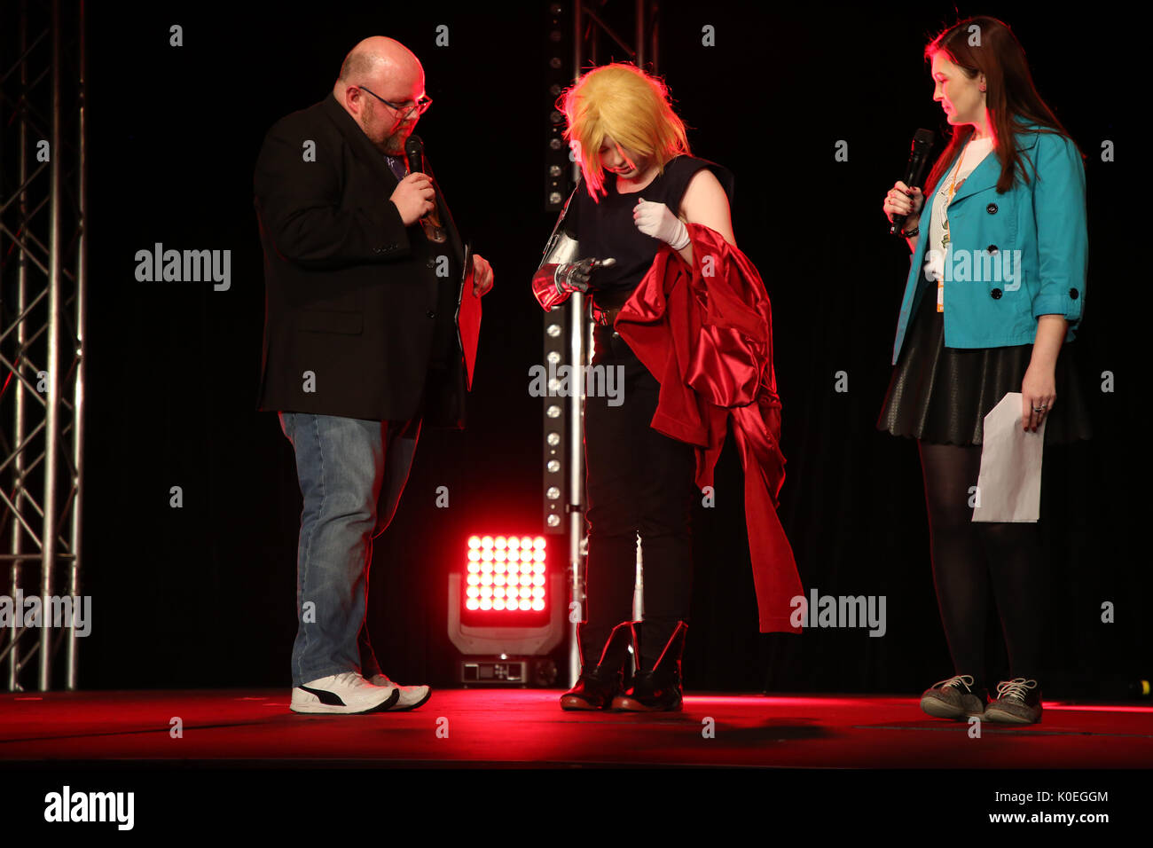 Sydney, Australien. 19. August 2017. Im Bild: Cosplay Wettbewerb & Catwalk: Fullmetal Alchemist: Brotherhood, Mathilda als Edward Elric. SMASH! Sydney Stockfoto