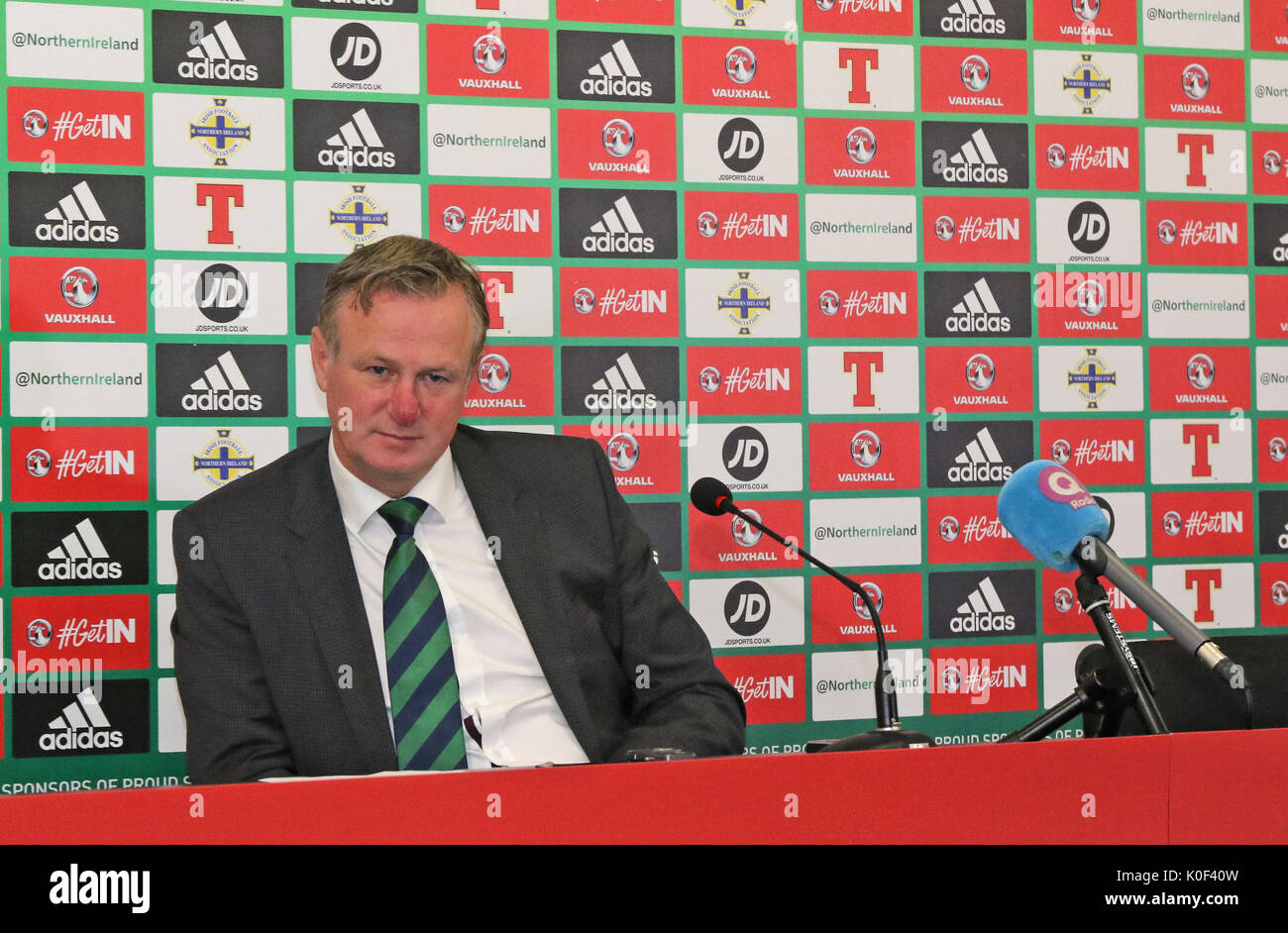 Nationale Fußball-Stadion im Windsor Park, Belfast, Nordirland. 23. August 2017. Nordirland Manager Michael O'Neill nannte seine Mannschaft heute für die kommenden WM-Qualifikationsspiele gegen San Marino (01/09/17) und in der Tschechischen Republik (04/09/17). Quelle: David Hunter/Alamy Leben Nachrichten. Stockfoto