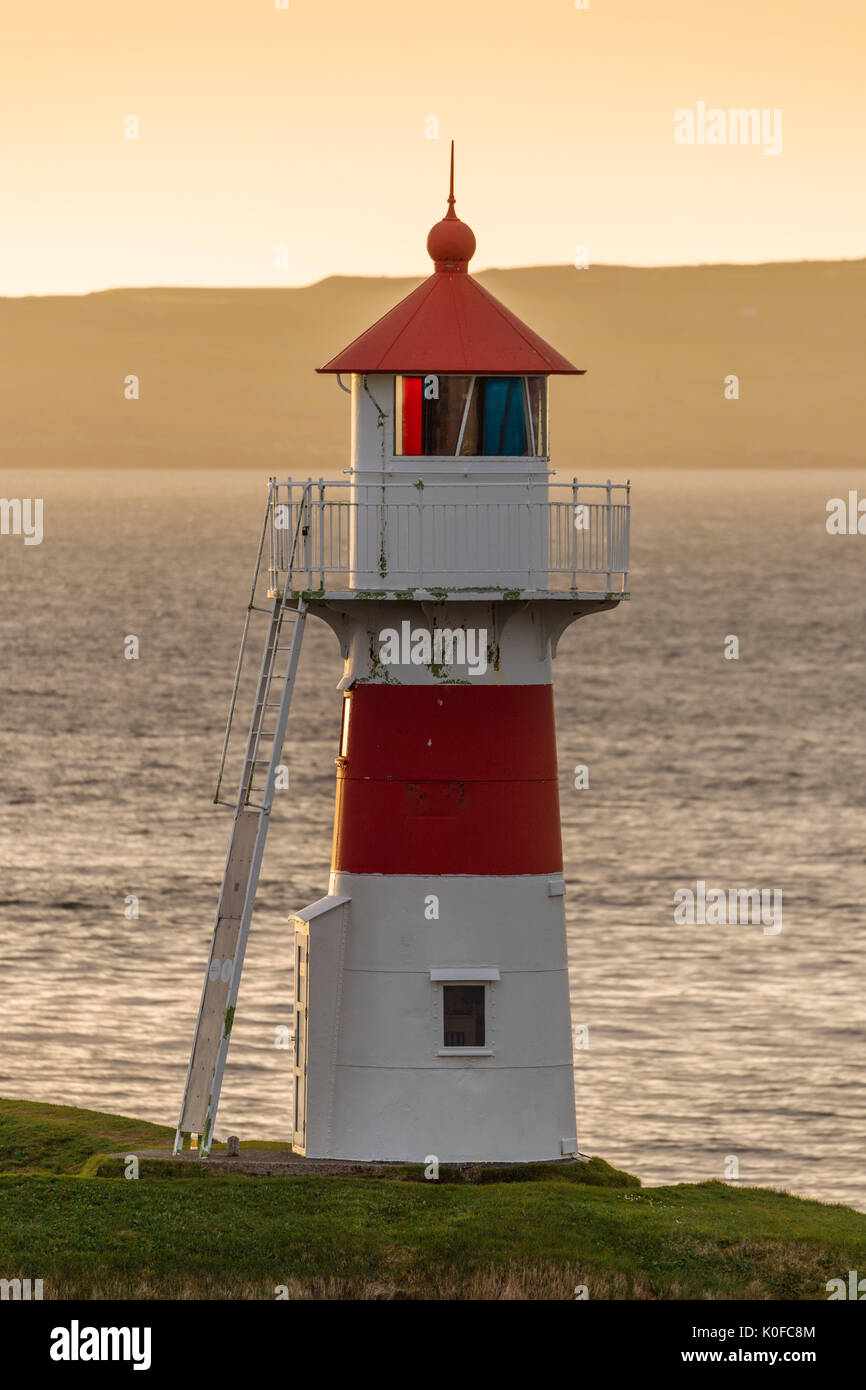 Leuchtturm Skansin bei Sonnenaufgang, historische Festung, Tórshavn, Insel Streymoy, Färöer, Dänemark Stockfoto