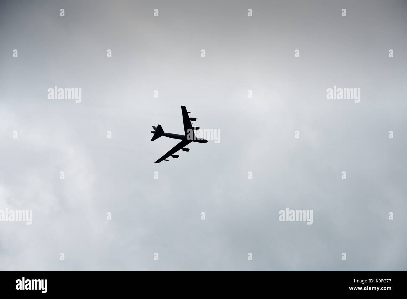 American Air Force B52-Bomber über Deutschland fliegen Stockfoto