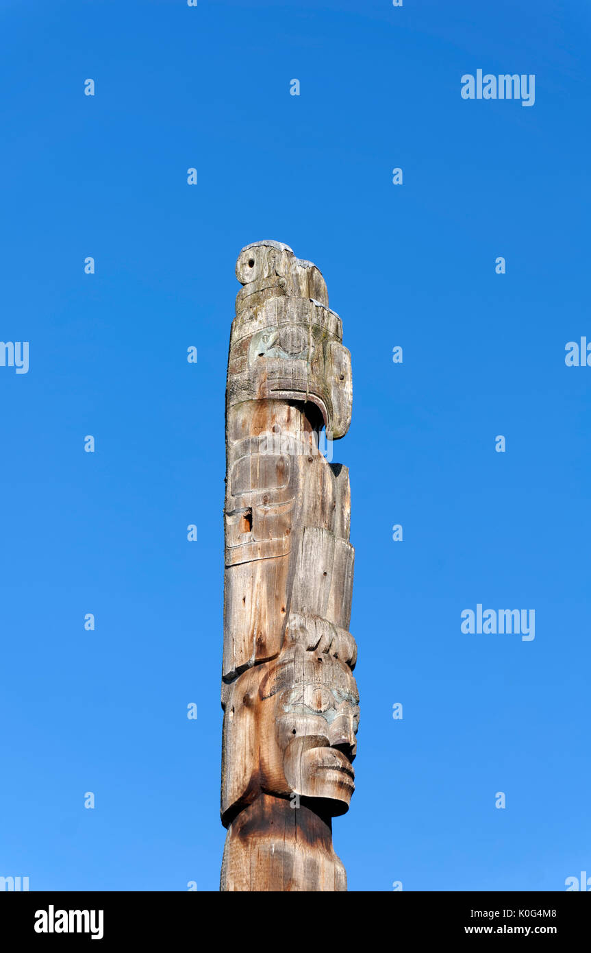 Nahaufnahme der Kwakwaka'wakwor Kwakiutl erste Nationen Totem Pole an der UBC Museum der Anthropologie, Vancouver, BC, Kanada Stockfoto