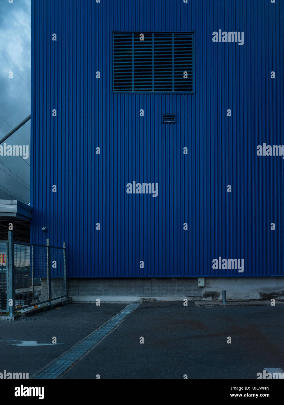 Serie von Element der Architektur Department Store und Straße, wenn der regen Sturm kommen Stockfoto Serie von Element der Architektur Department Store und Straße, wenn der regen Sturm kommen Stockfoto