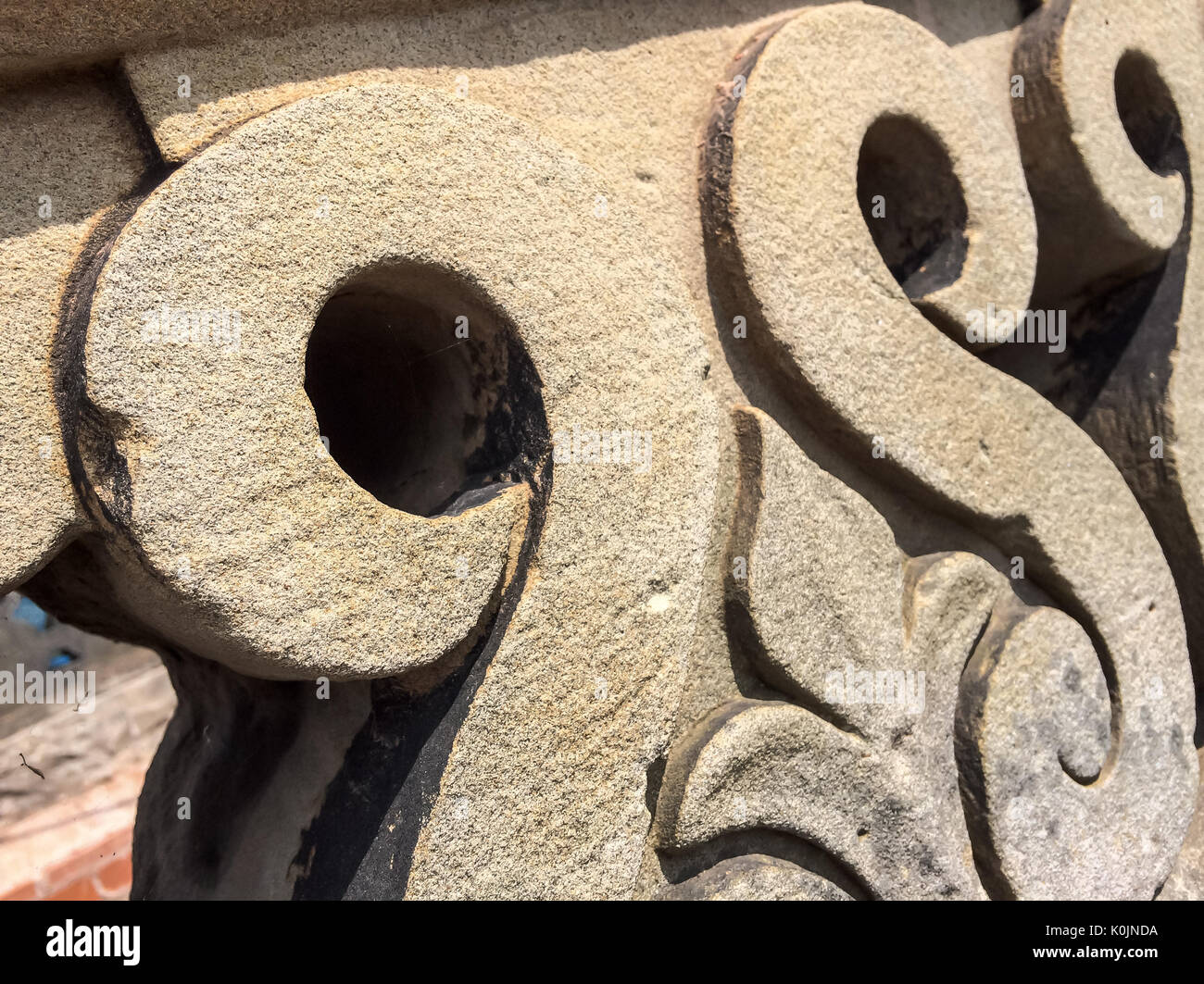 Blick auf und aus dem Brunnen Denkmal in Worsley Grün Stockfoto