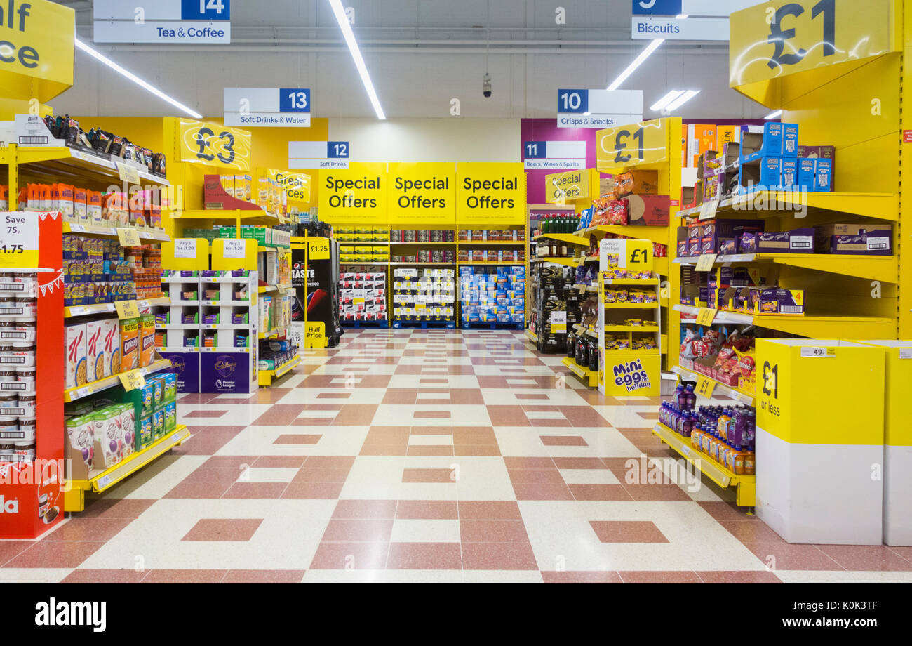 Tesco-Supermarkt, UK. Stockfoto