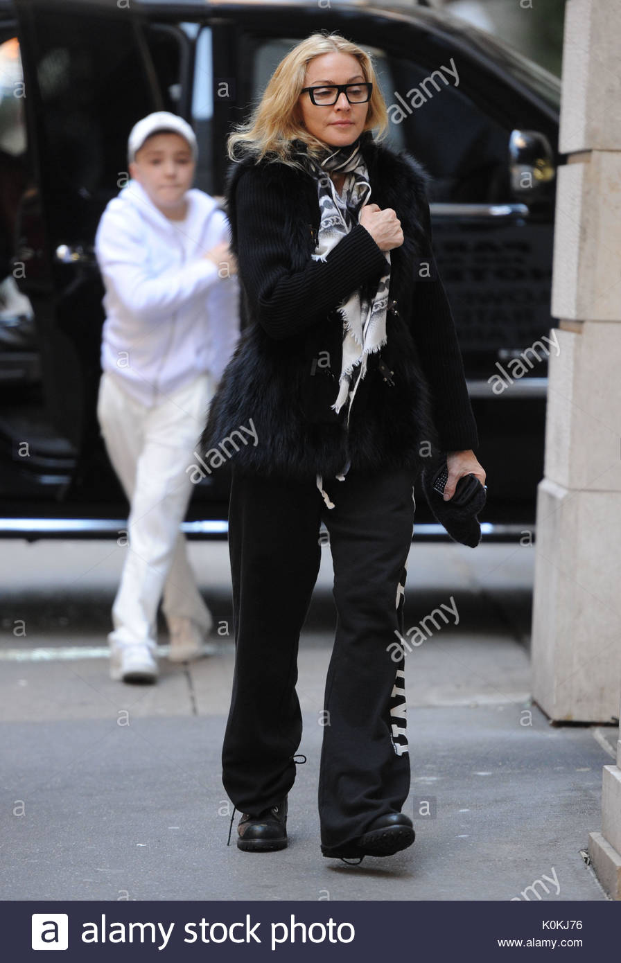 Madonna und Sohn, Rocco Ritchie. Madonna mit ihrer Familie ...