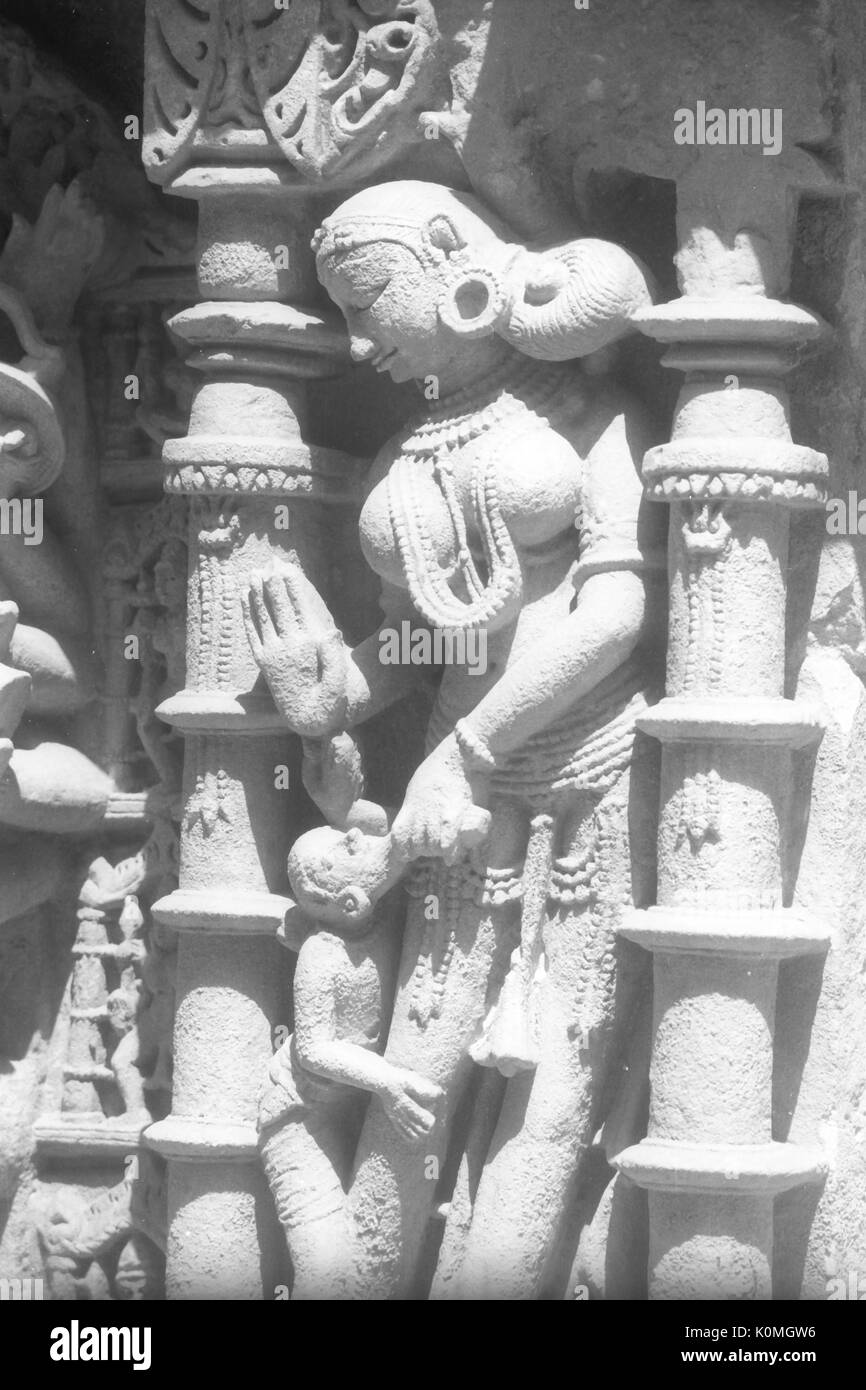 Frau Skulptur, Rani ki Vav, stepwell, Patan, Gujarat, Indien, Asien Stockfoto
