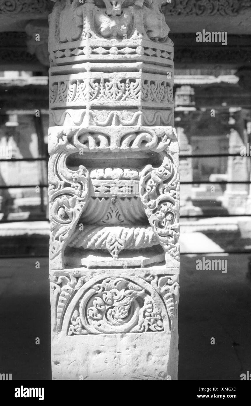 Säule Rani ki Vav, stepwell, Patan, Gujarat, Indien, Asien Stockfoto