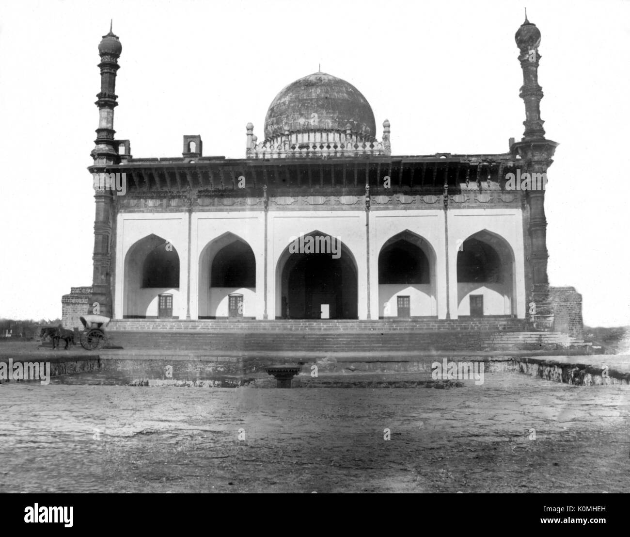 Alte vintage Laterne Folie von Ibrahim Roza, bijapur, Karnataka, Indien, Asien, 1900 s Stockfoto