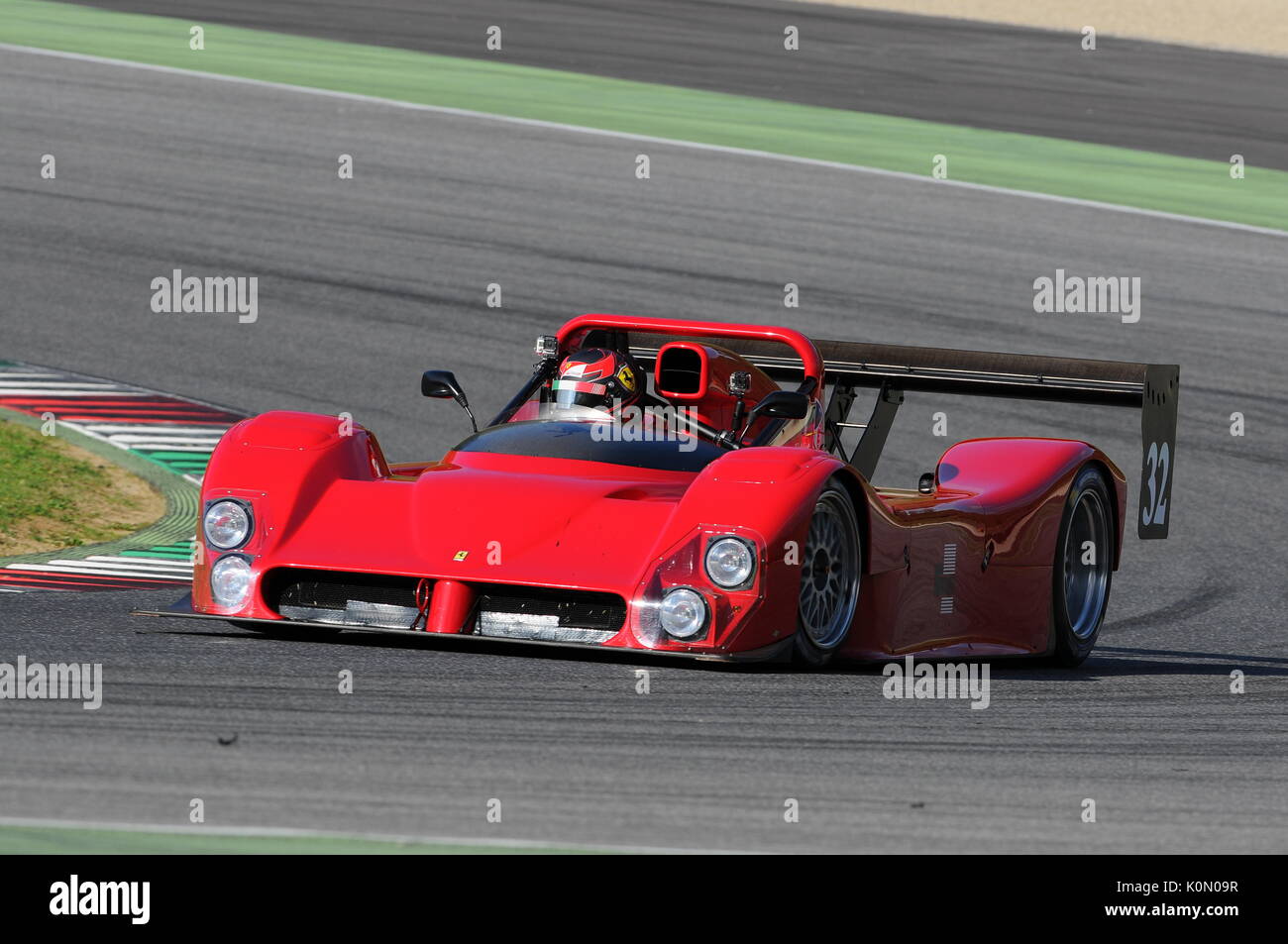 MUGELLO, IT, November 2015, Unbekannt laufen mit Ferrari 333 SP in die Mugello während Finali Mondiali Ferrari 2015 in Mugello, Italien Stockfoto