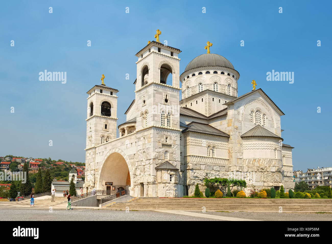 Hauptstadt von Montenegro, Podgorica. Blick auf die Kathedrale der Auferstehung Christi, Sehenswürdigkeiten Stockfoto