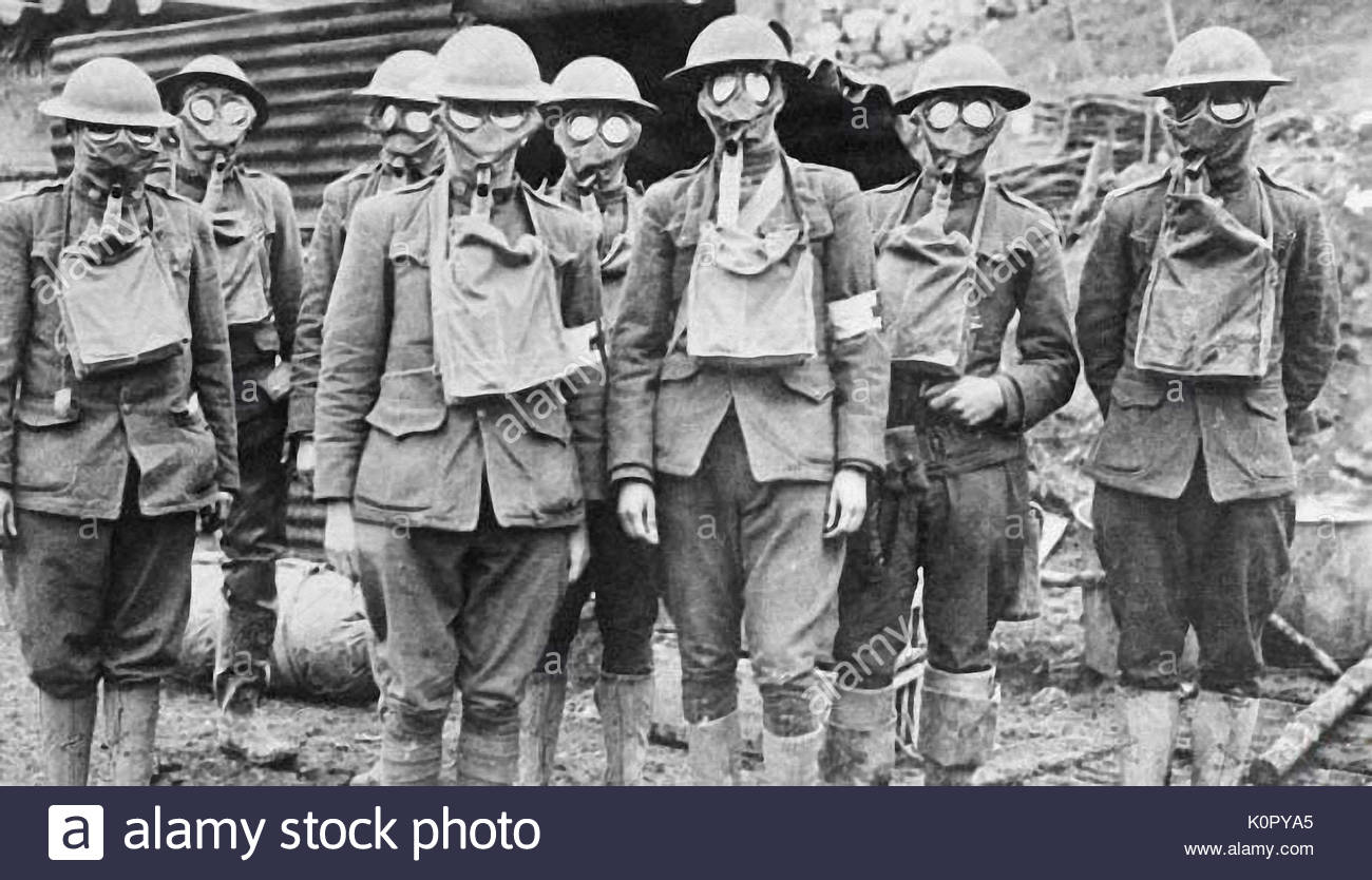 First Gask Mask Ww1 Gas Mask Stockfotos & Ww1 Gas Mask Bilder - Alamy
