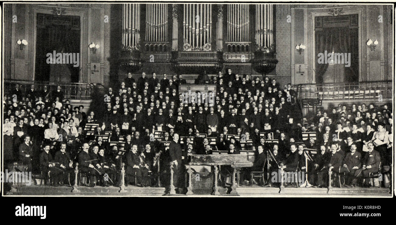 Willem Mengelberg mit Concertgebouw Orchestra in Paris 1908. Der niederländische Dirigent (1871-1951) Stockfoto