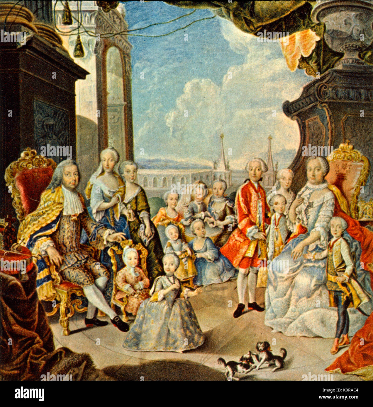Maria Theresia Kaiserin von Österreich mit ihrer Gefährtin und Familie. (Ihr ältester Sohn, Joseph steht an Ihrer linken Seite) nach Martin Van Meytens, 1760 Stockfoto