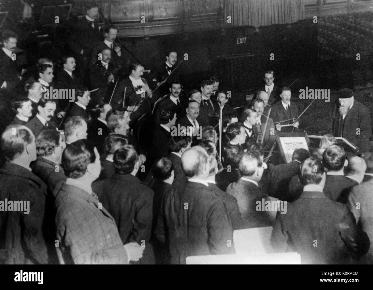 RICHTER, Hans mit LSO/London Symphony Orchestra - Abschiedskonzert 1911 deutscher Dirigent (1843-1916) Stockfoto