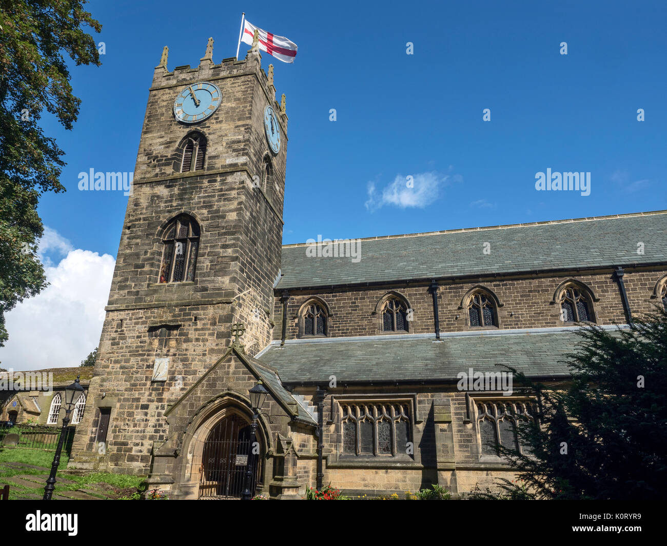 George Cross Fliegen in St. Michael und All Angels Parish Kirche in Haworth, wo Patrick Bronte war Amtsinhaber von 1820 Bis 1861 West Yorkshire England Stockfoto