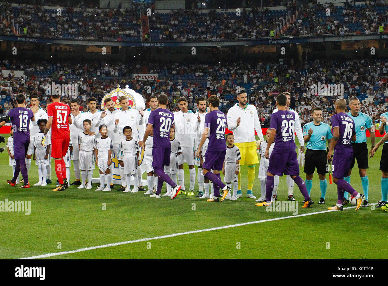 Team Gruppe Liune-up 37 SANTIAGO BERNABEU TROPHÄE, zwischen Real Madrid vs Fiorentina match Im Santiago Bernabeu, Madrid, Spanien, 23. August 2017. Stockfoto