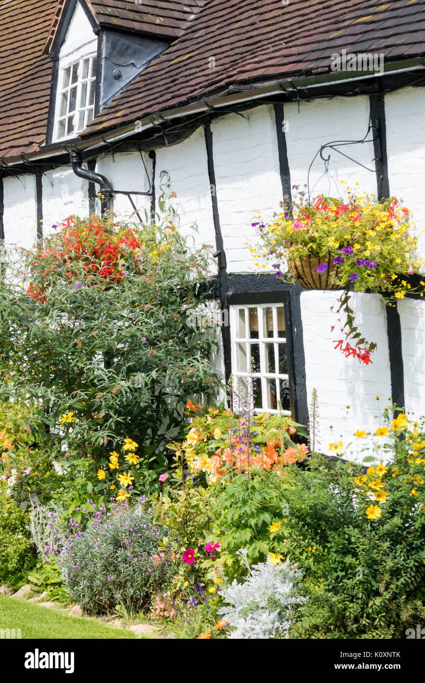 Historische Holz gerahmt Gebäude, Warwickshire, England, Großbritannien Stockfoto