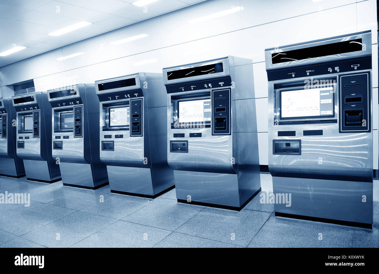 Automatische Ticket Automaten für die U-Bahn Station Stockfoto