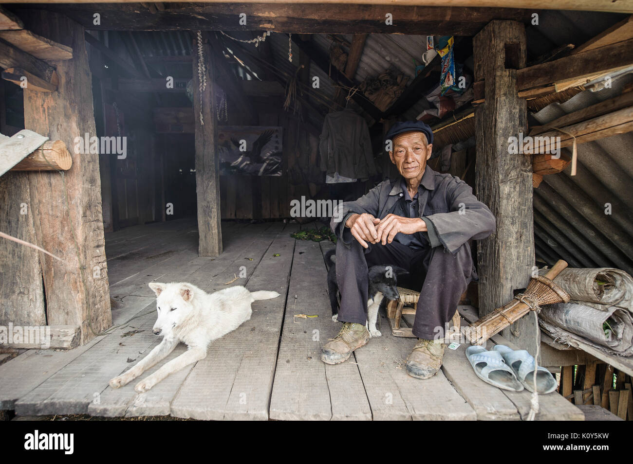 Bulang ethnischen minoriy Landwirt, Xishuangbanna, Provinz Yunnan, China Stockfoto