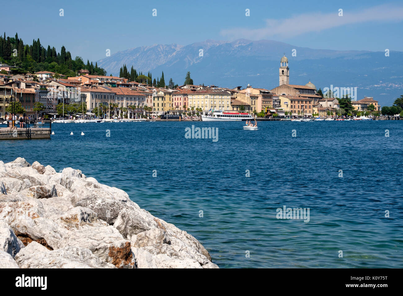 Salò, Gardasee, Provinz Brescia, Lombardei, Italien Stockfoto