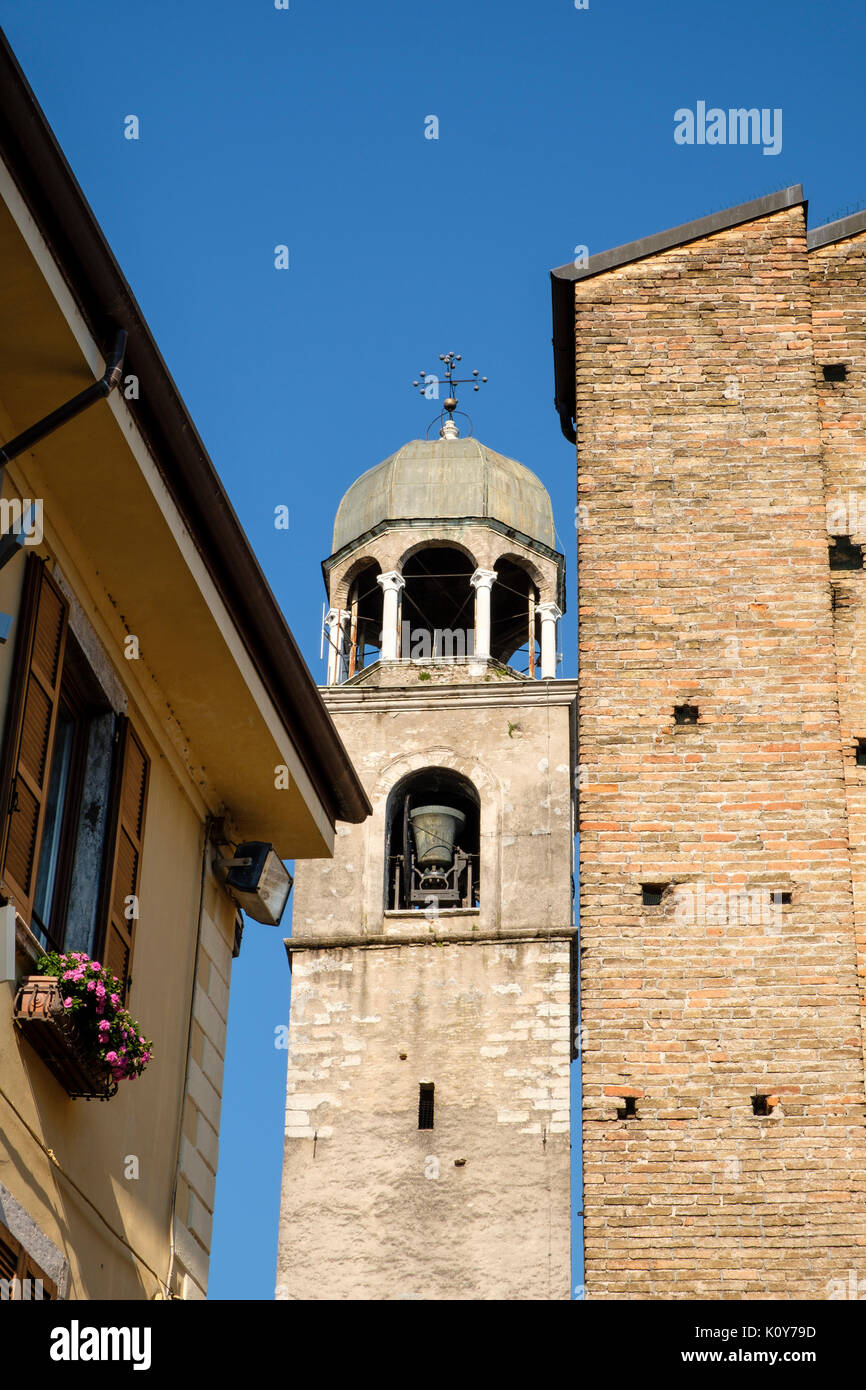 Kirche Santa Maria Annunziata, die Kathedrale von Salò, Gardasee, Provinz Brescia, Lombardei, Italien Stockfoto