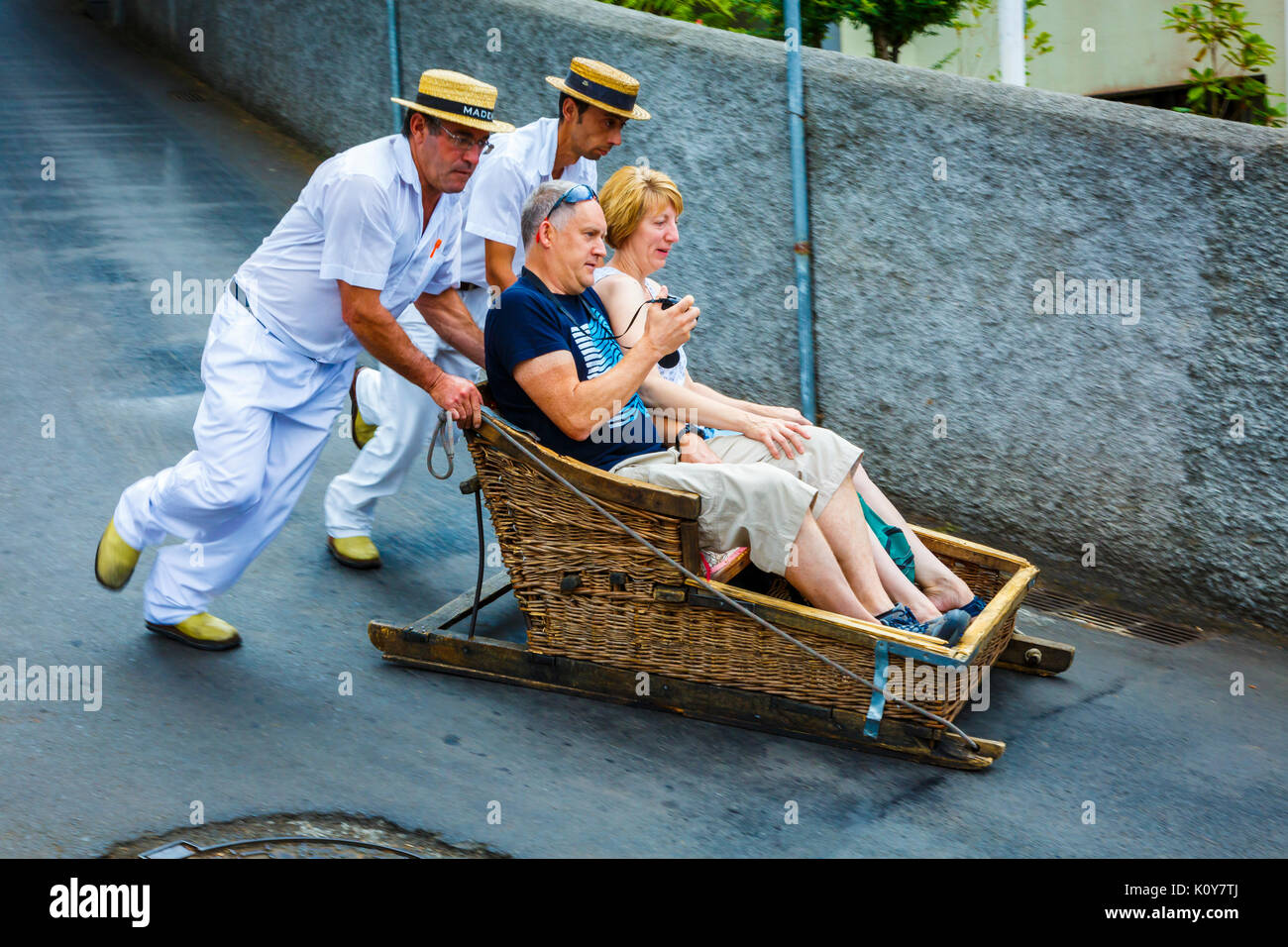 Rodelpartie hinunter in Monte. Stockfoto