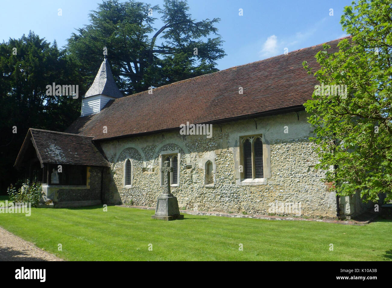 All Saints Church, Manor House Lane, Little Bookham (Mai 2014) (3) Stockfoto